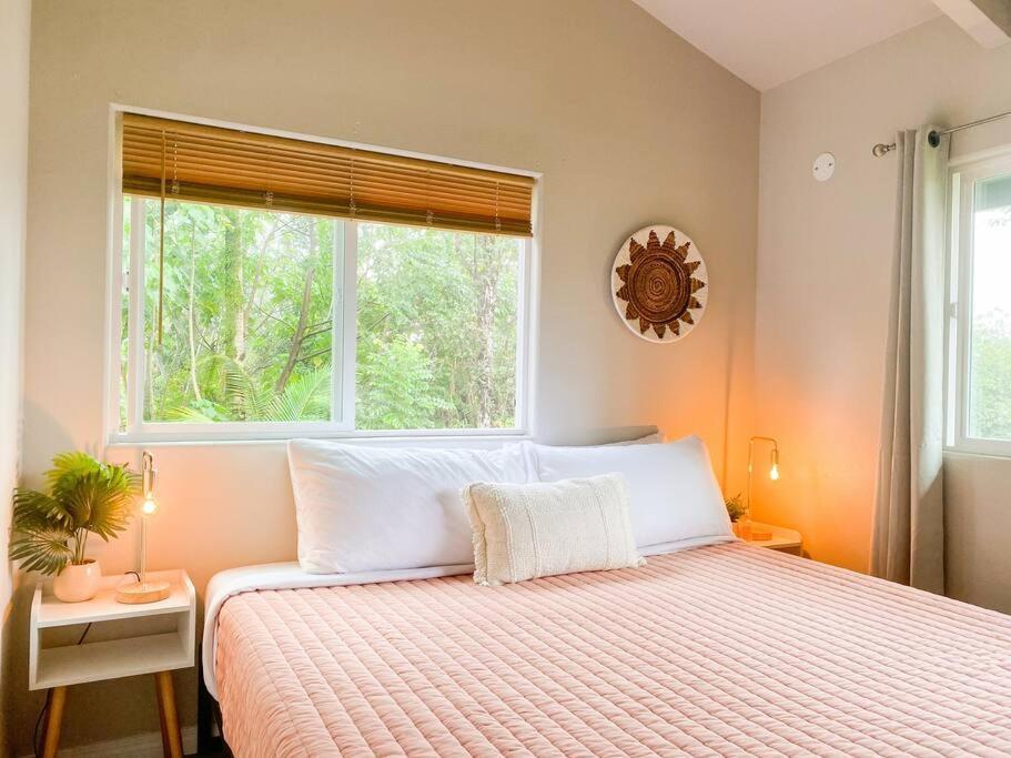 Hibiscus Hale, Full Kitchen, King Bed, Parking Apartment Keaau Bagian luar foto