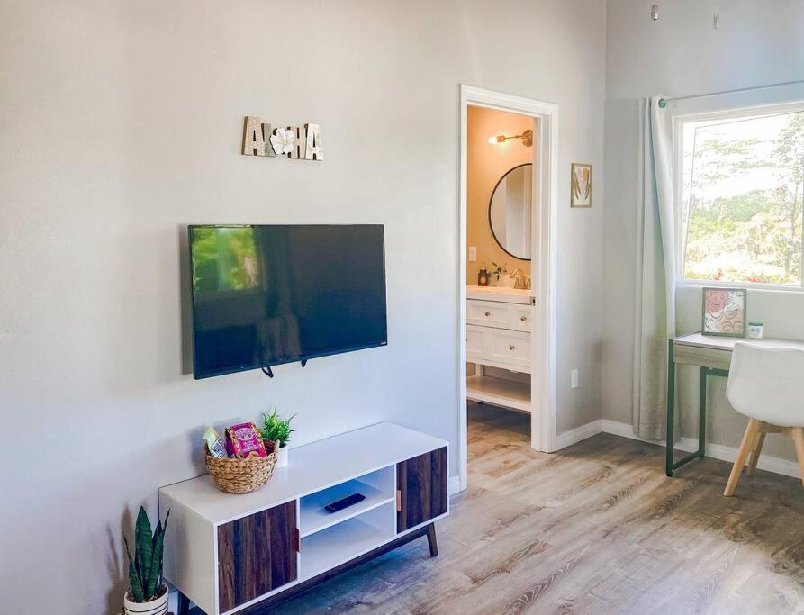 Hibiscus Hale, Full Kitchen, King Bed, Parking Apartment Keaau Bagian luar foto